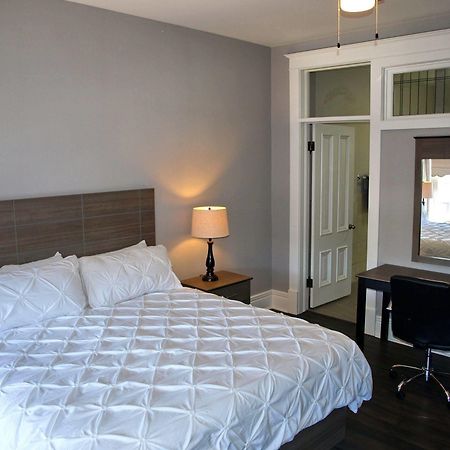 Cornerstone Inn Washington Екстериор снимка